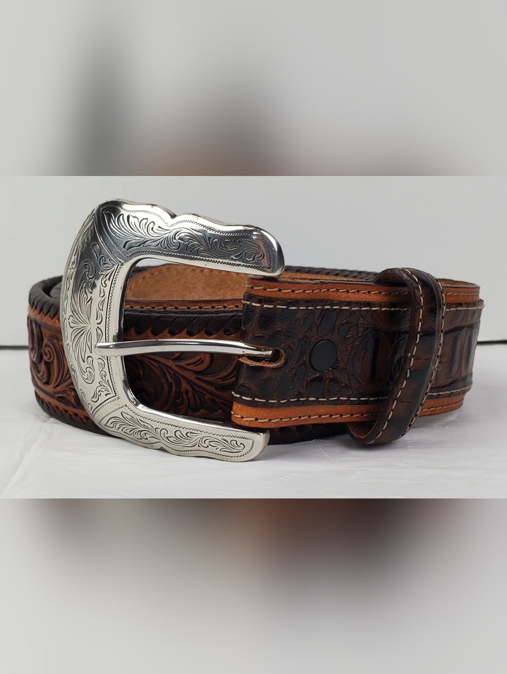 Tony Lama Mens Brown Tooled Leather Croc Western Belt - Size 46 - NWOT